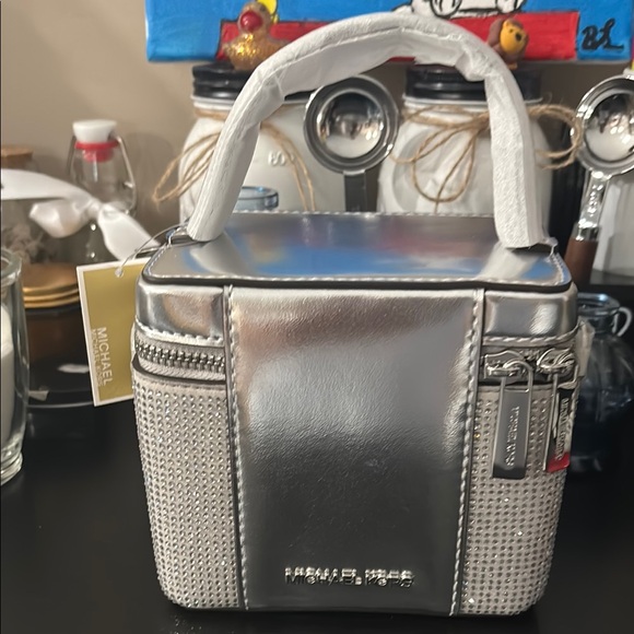 Michael Kors Silver and White Cosmetic Bag - Picture 2 of 10